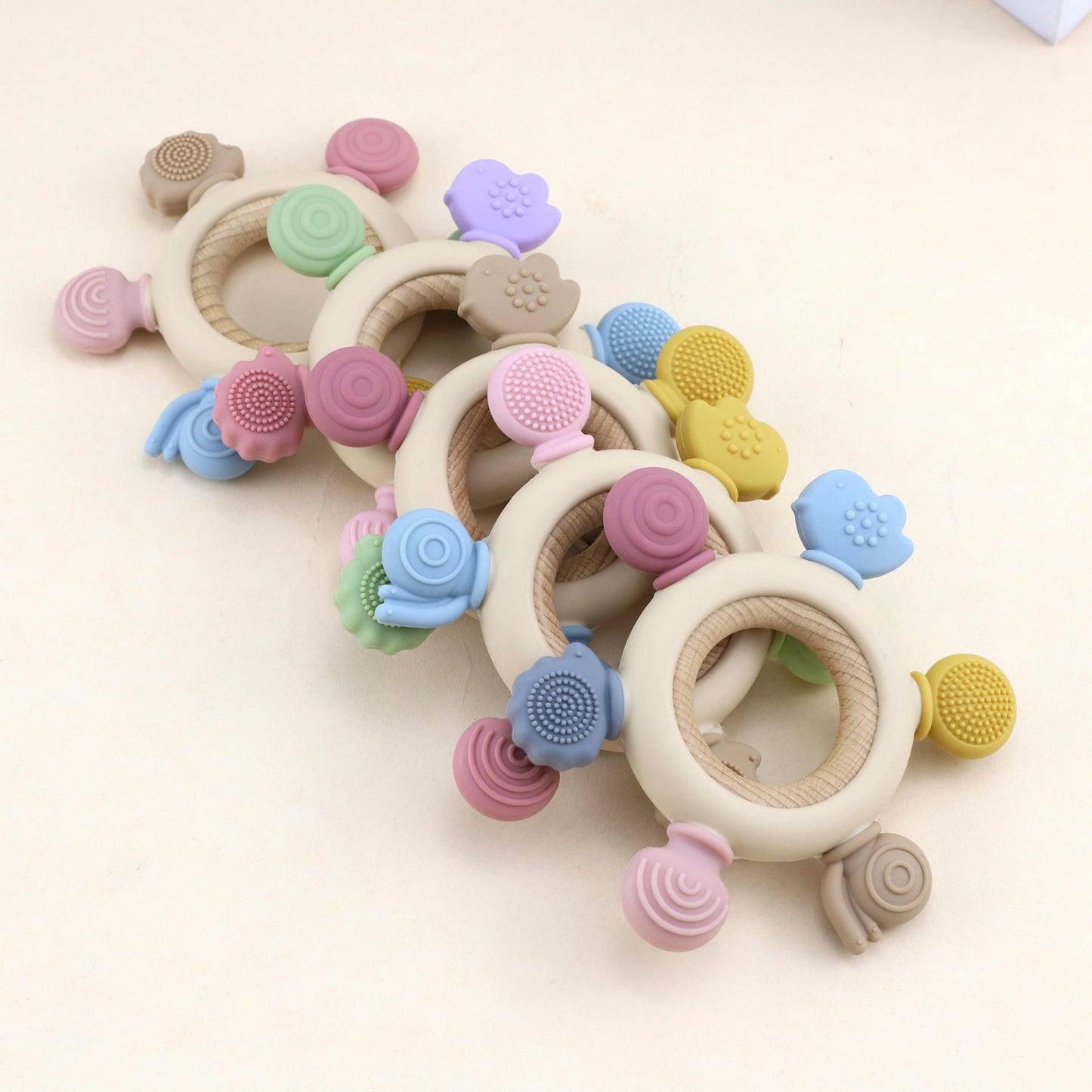 Wooden Rudder Infant Teether for Baby's Teething Stage